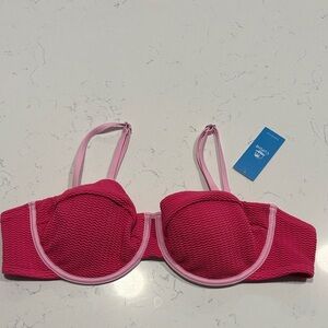 Cupshe Fuchsia Bikini Top with Underwire